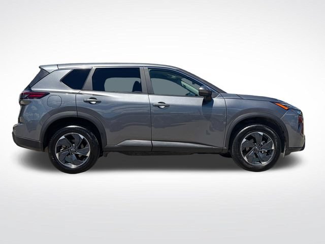 Used 2025 Nissan Rogue SV AWD/4WD image 21