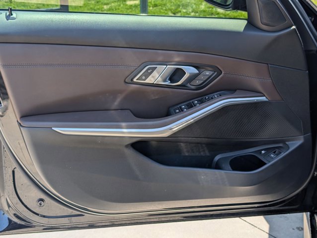 Used 2023 BMW 330e w/ M Sport Package RWD image 11