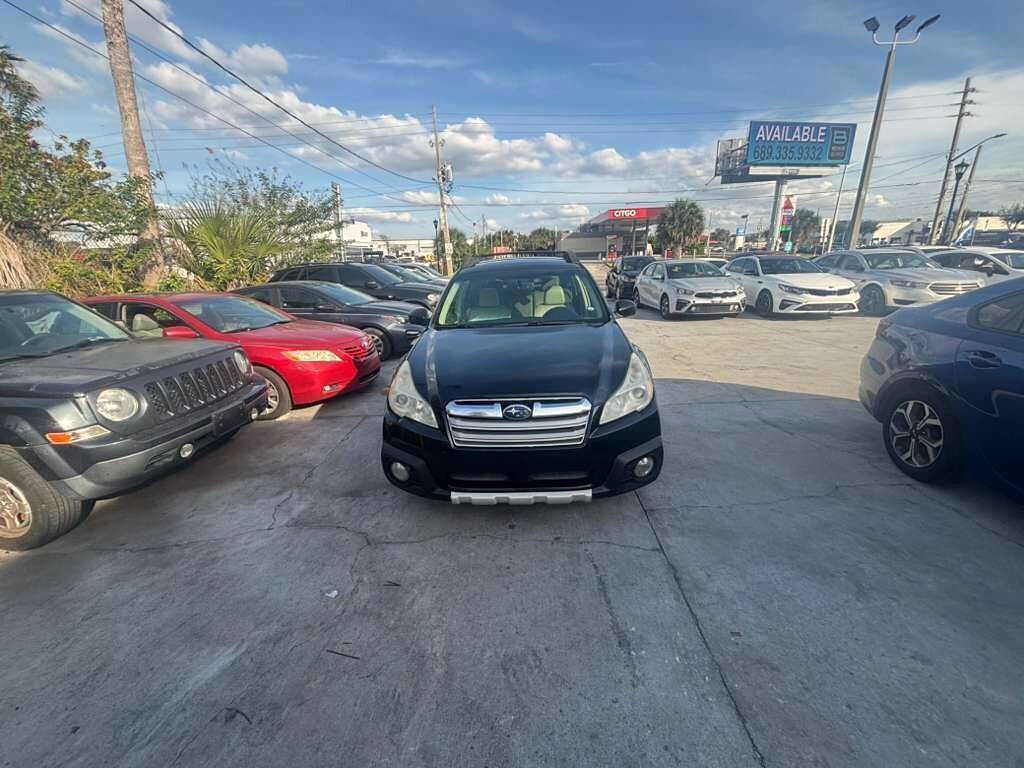 Used 2013 Subaru Outback 2.5i Limited w/ Moonroof Pkg image 1