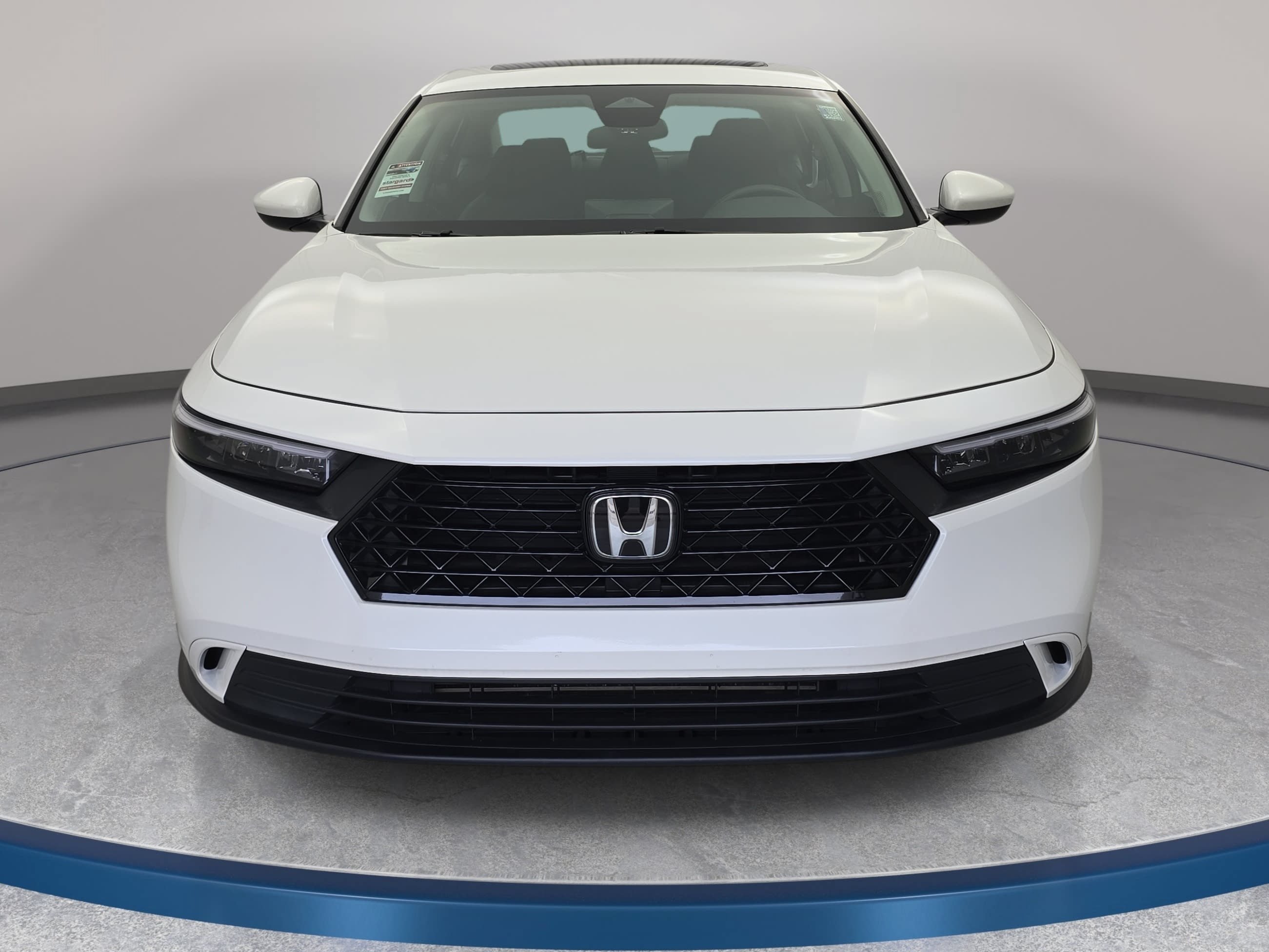 Used 2024 Honda Accord EX image 2