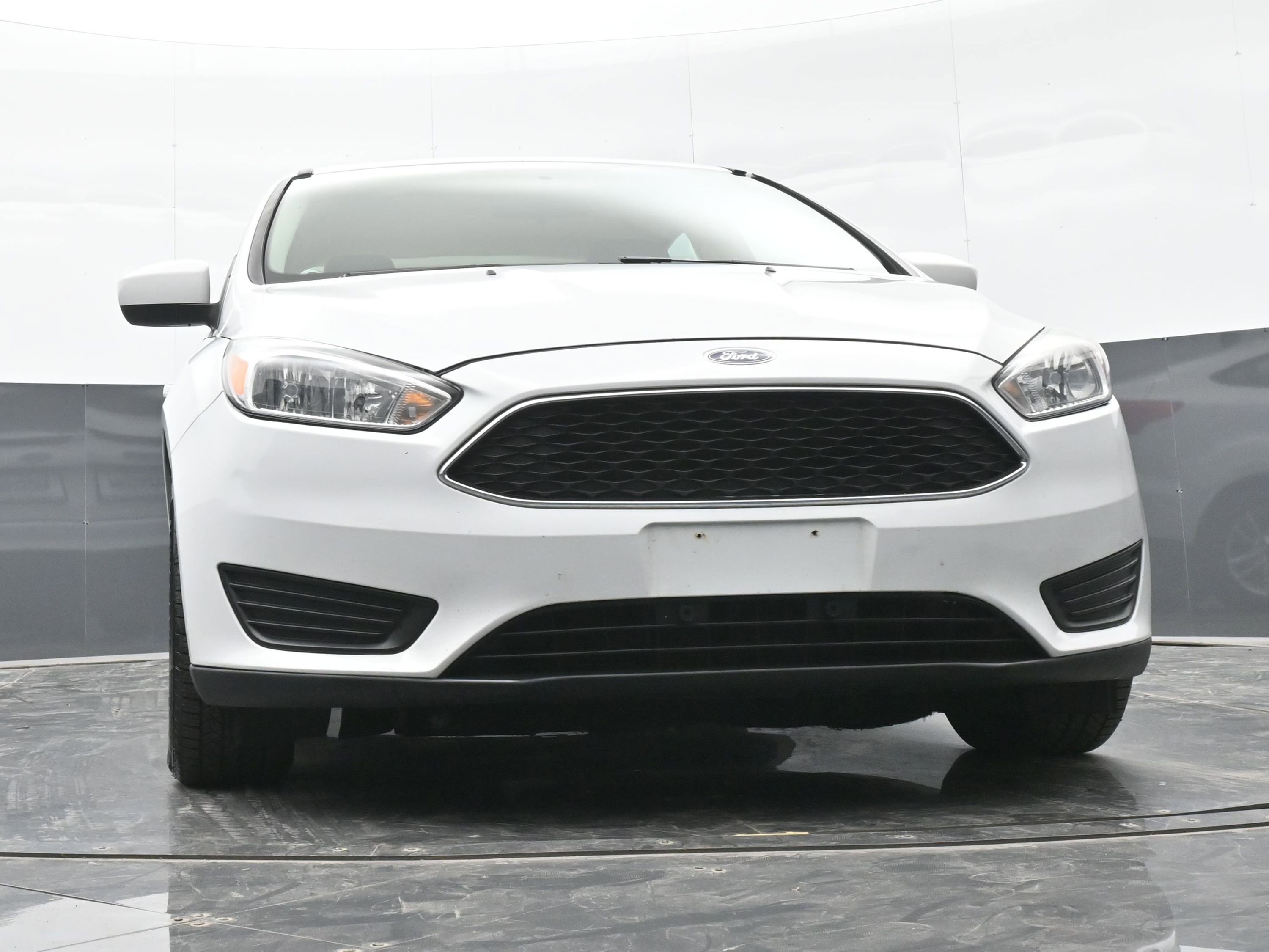 Used 2018 Ford Focus SE image 42