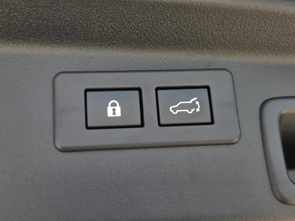 Used 2026 Subaru Outback Limited AWD/4WD image 35
