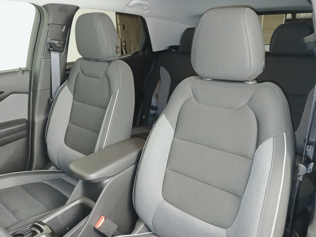 Used 2024 Chevrolet TrailBlazer LT w/ Convenience Package FWD image 11