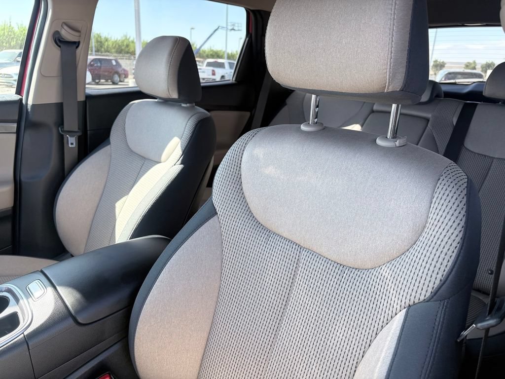 Used 2023 Hyundai Santa Fe SEL w/ Cargo Package FWD image 11