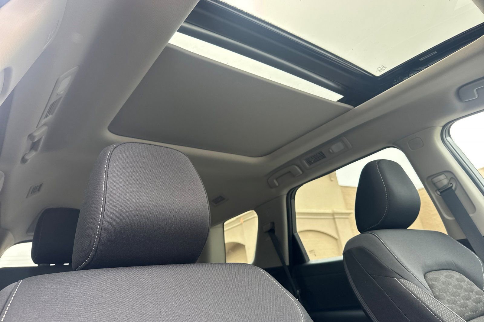Used 2024 Nissan Pathfinder SV w/ SV Premium Package FWD image 20