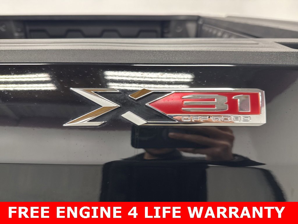 Used 2024 GMC Sierra 1500 Elevation w/ LPO, Elevation Black Package image 28