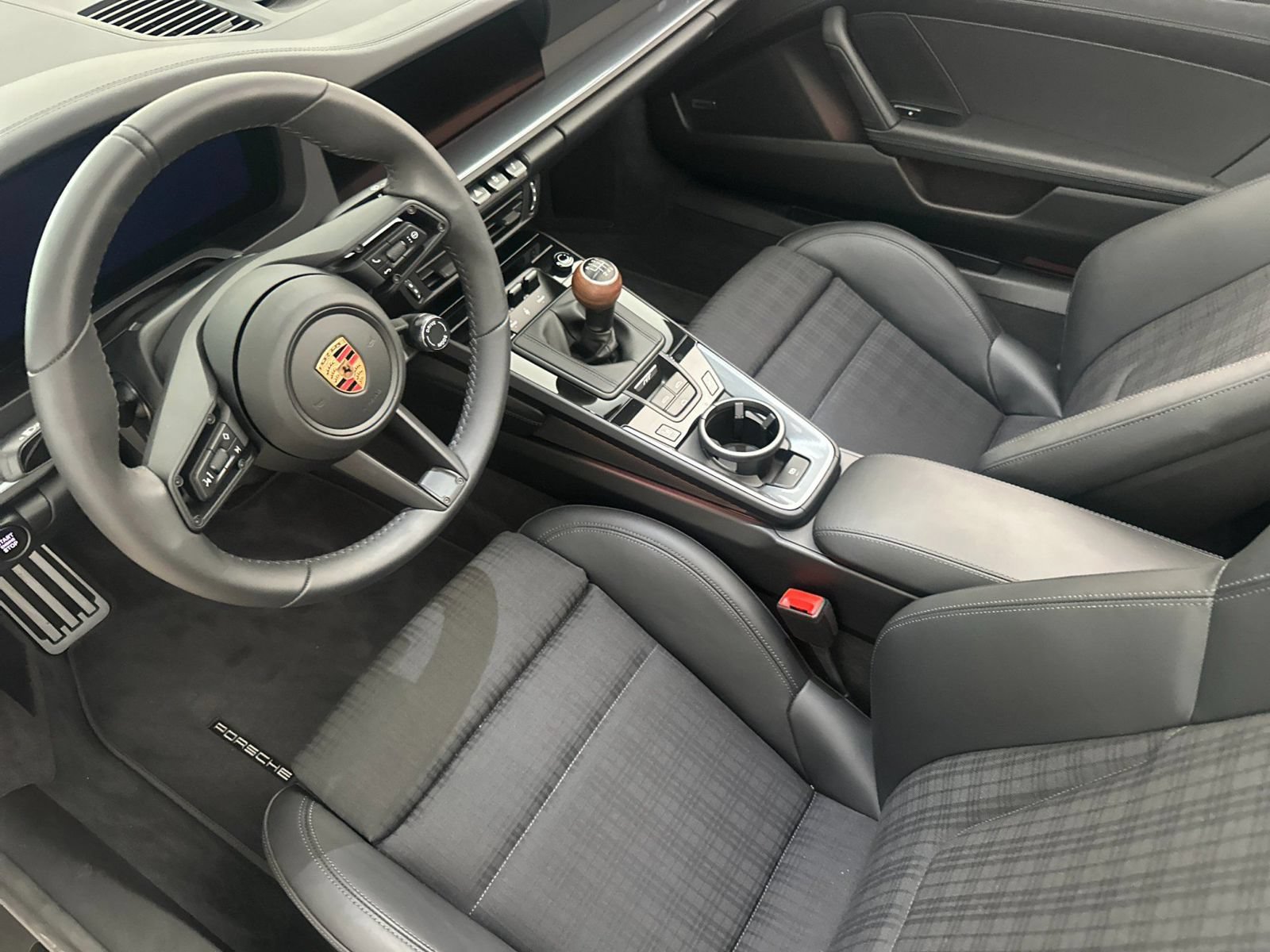 Certified 2026 Porsche 911 Carrera T RWD image 4