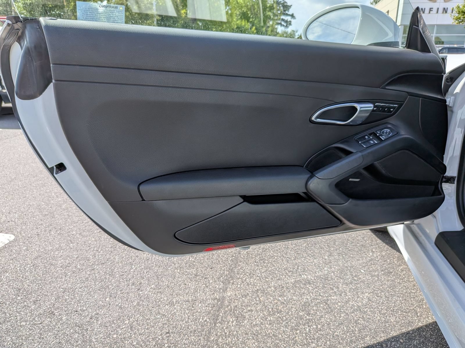 Used 2019 Porsche 718 Boxster RWD image 12