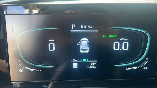 Used 2025 Kia Sportage LX FWD image 29