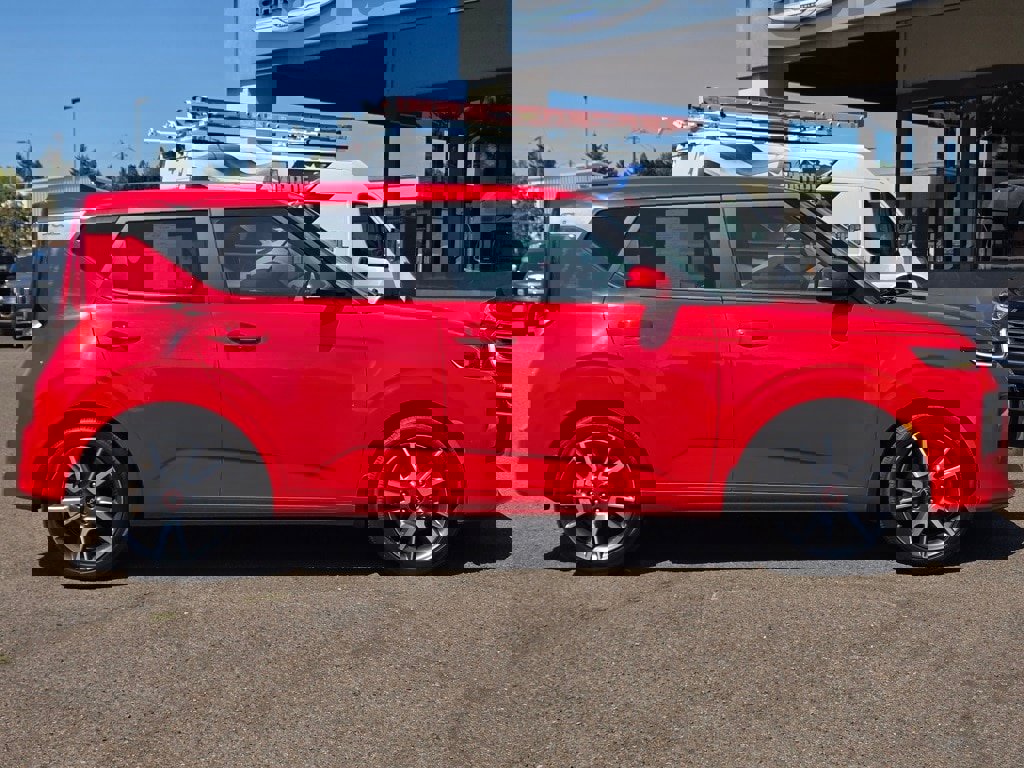 Used 2022 Kia Soul Turbo image 6