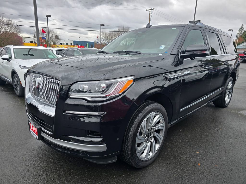 Used 2024 Lincoln Navigator L Reserve image 47