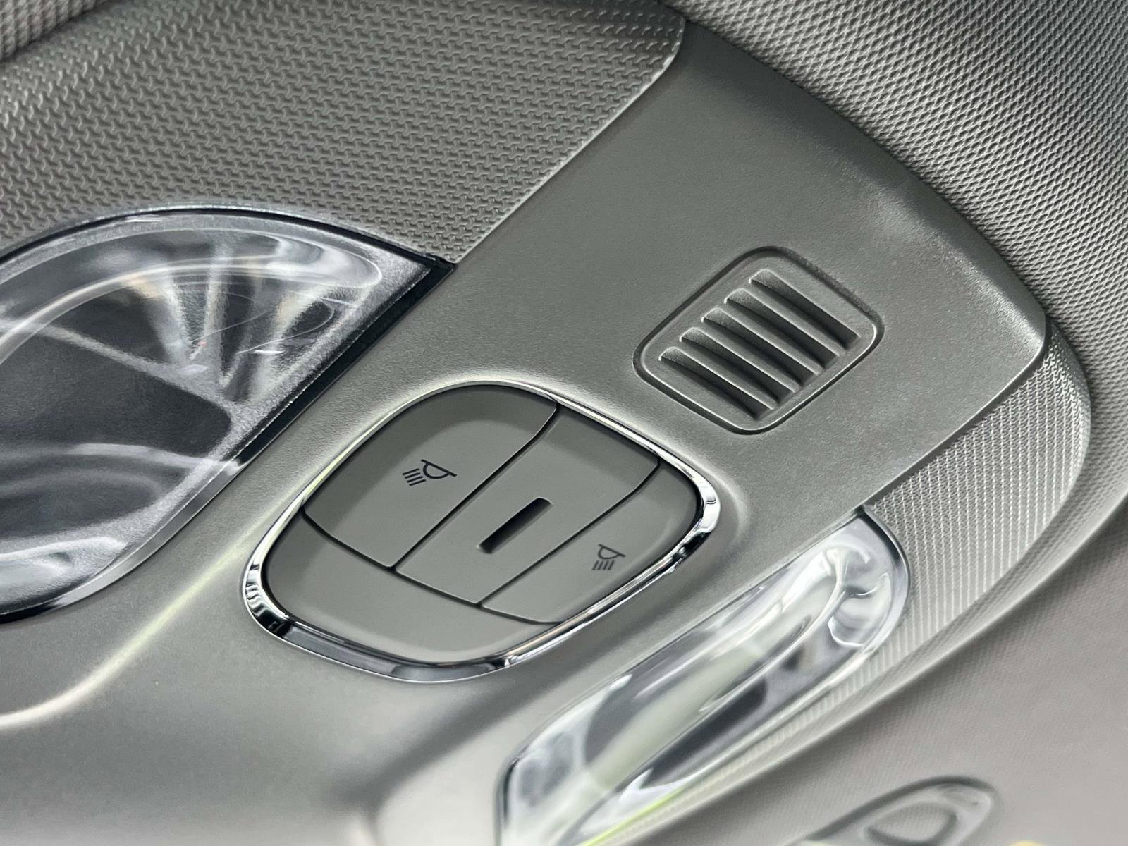 Used 2022 Jeep Compass Limited image 10