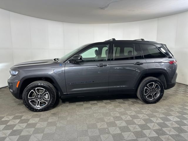 Used 2022 Jeep Grand Cherokee Trailhawk image 6