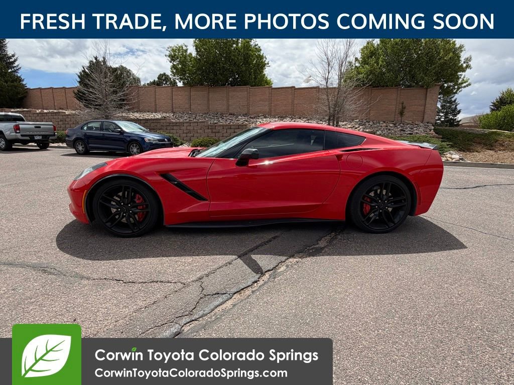 Used 2018 Chevrolet Corvette Stingray Coupe RWD image 5