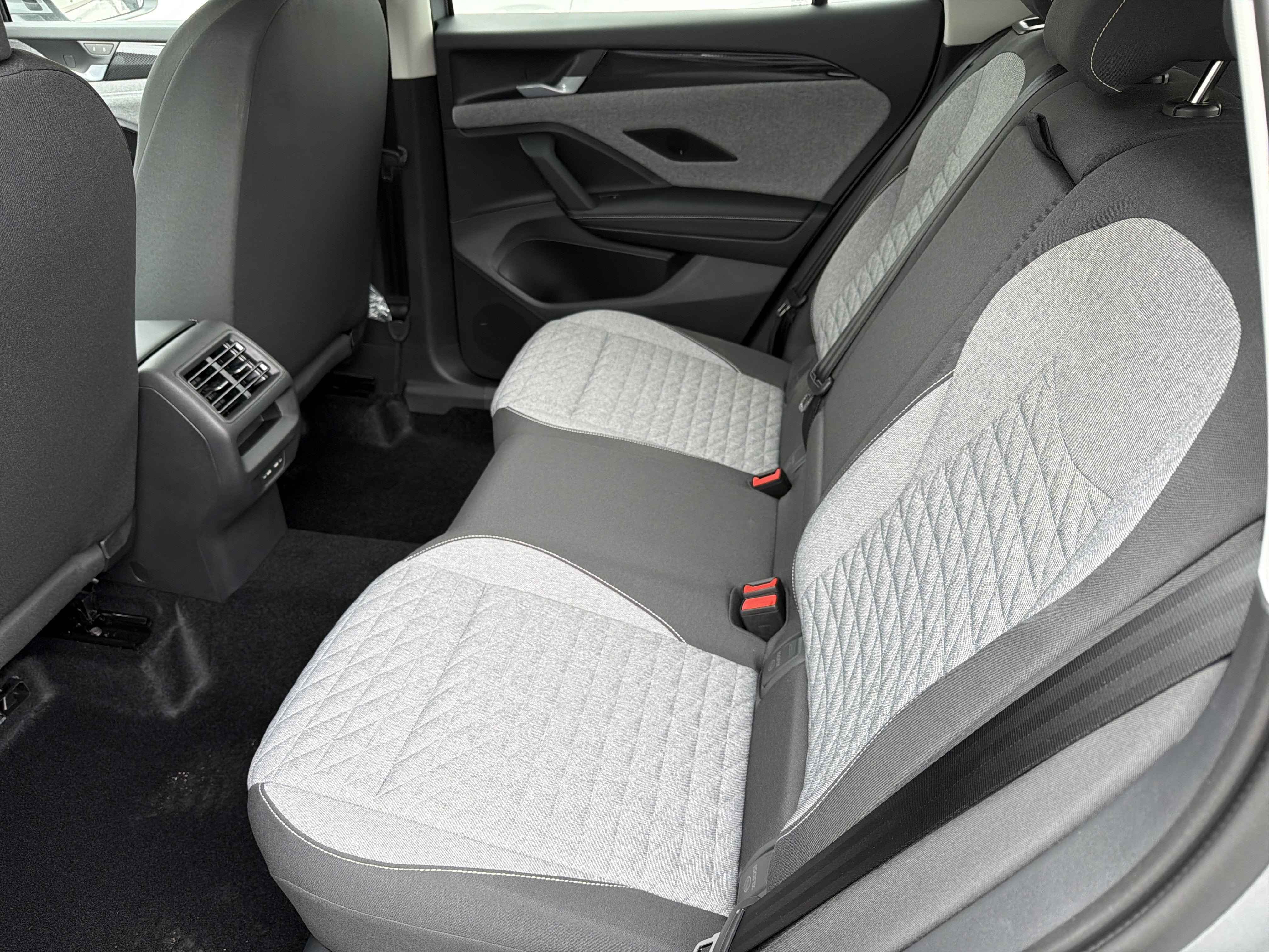 New 2026 Volkswagen Tiguan S AWD/4WD image 21