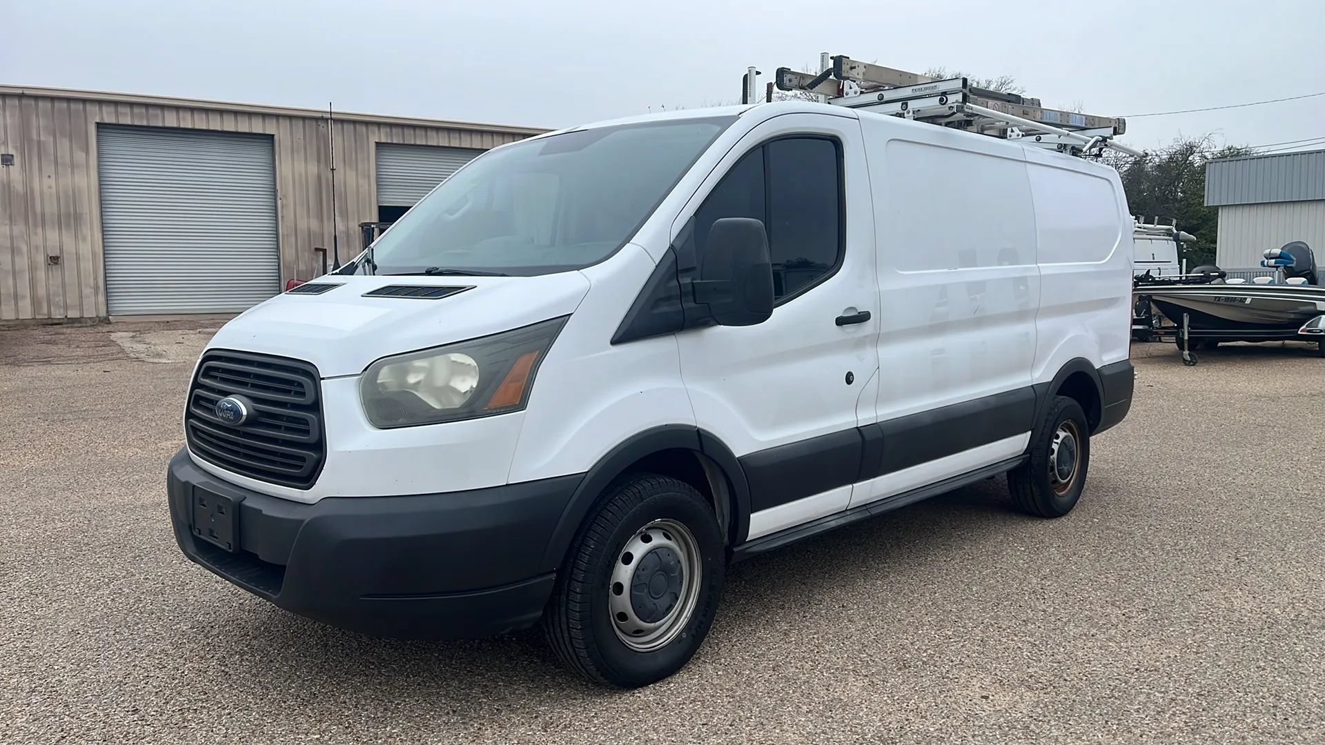 Used 2015 Ford Transit 250 130 Low Roof RWD image 1
