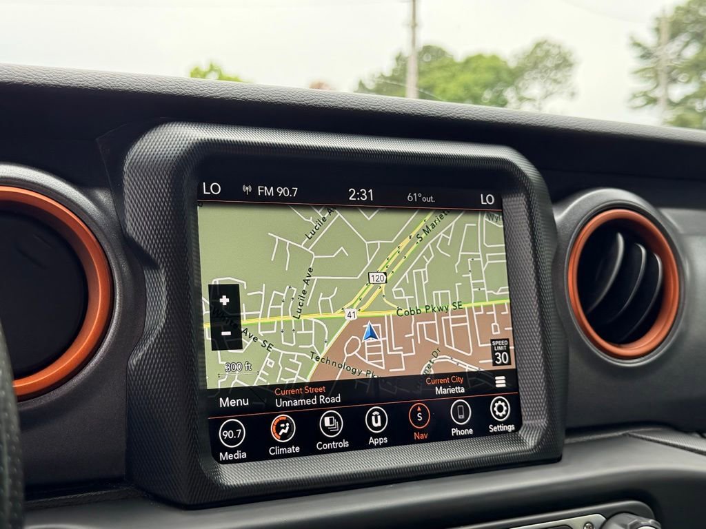 Used 2023 Jeep Gladiator Mojave AWD/4WD image 18