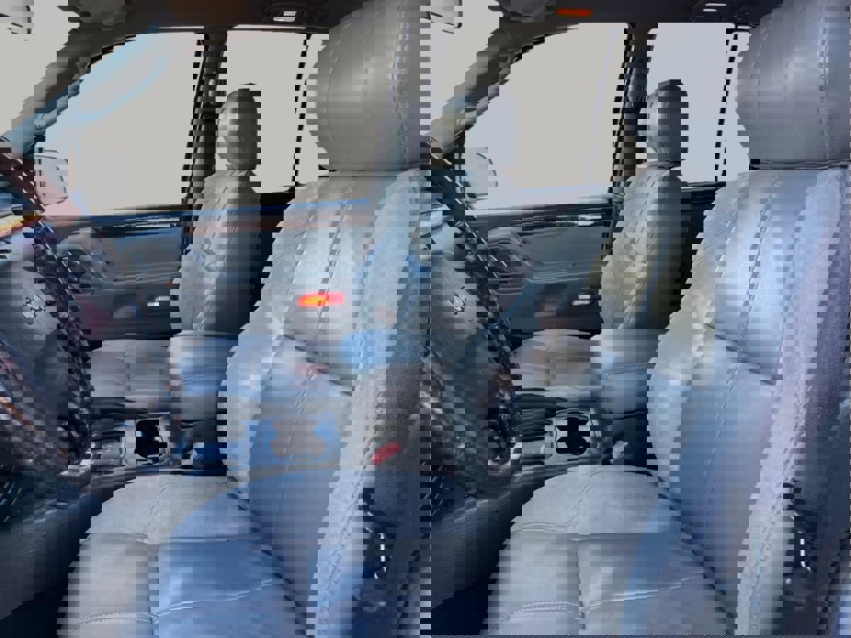 Used 2002 Jeep Grand Cherokee Overland image 16