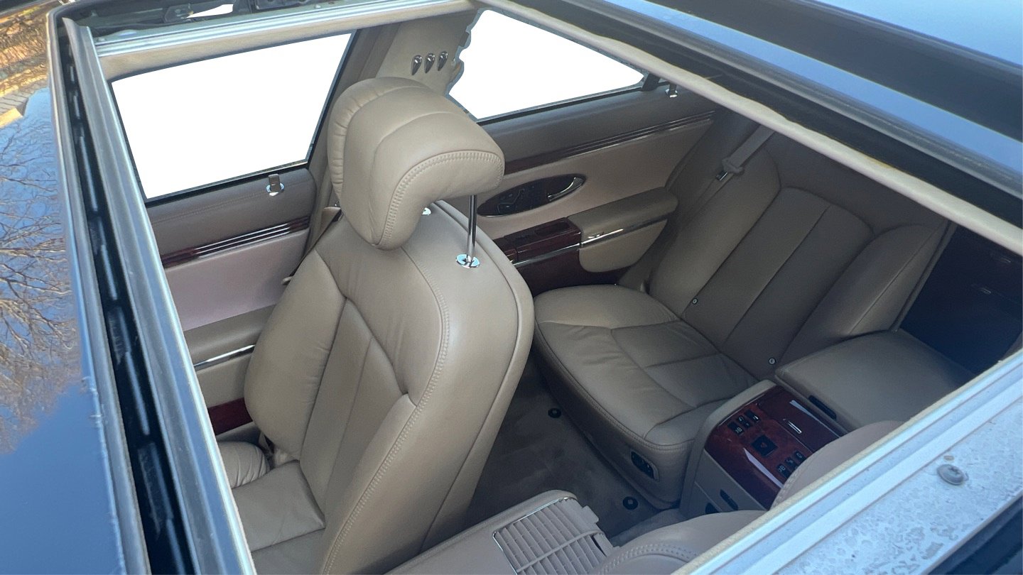 Used 2004 Maybach 57 sedan image 20