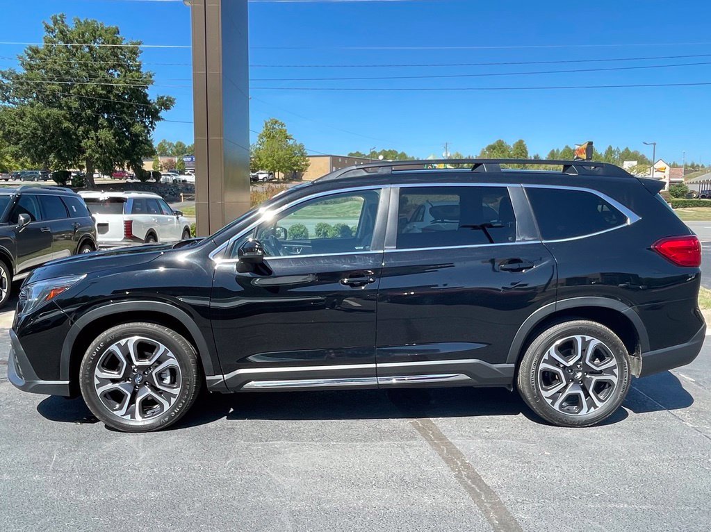 Used 2023 Subaru Ascent Limited AWD/4WD image 18