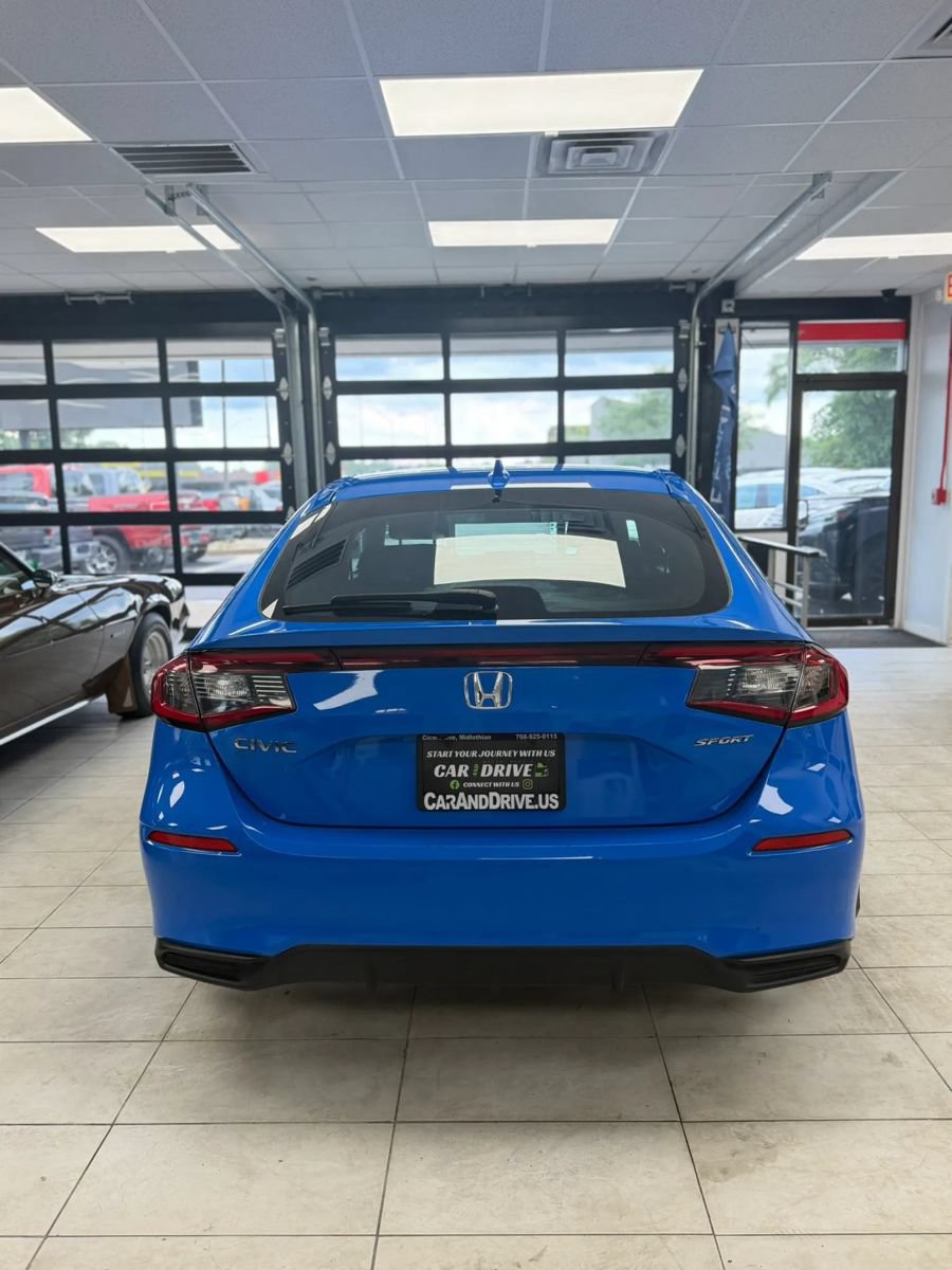 Used 2024 Honda Civic Sport image 4