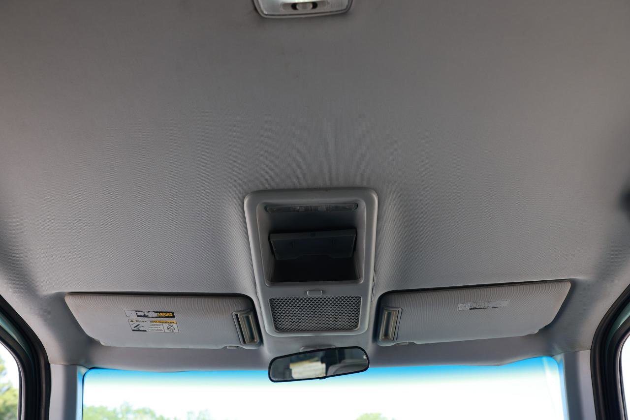 Used 2004 Honda Element EX image 23