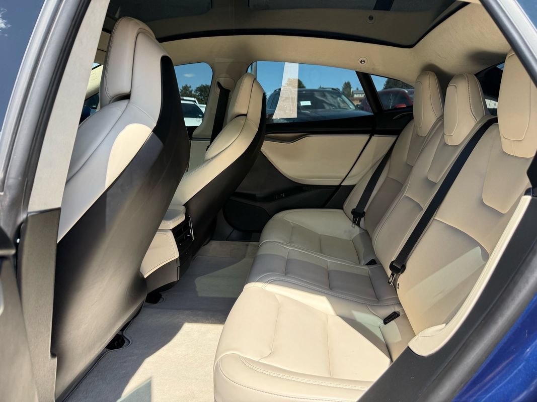 Used 2019 Tesla Model S Performance AWD/4WD image 18