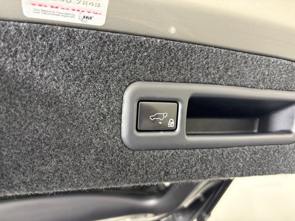 Used 2018 Lexus RX 450hL Premium w/ Premium Package AWD/4WD image 40