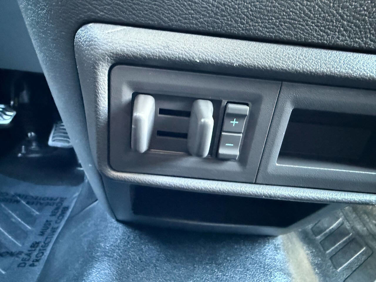 Used 2023 Ford Transit 250 Low Roof AWD image 34