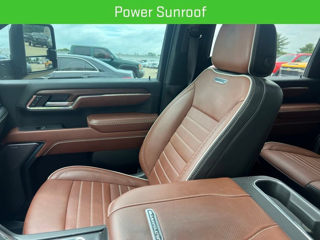 Used 2024 GMC Sierra 3500 Denali Ultimate AWD/4WD image 29