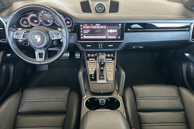 Used 2022 Porsche Cayenne Turbo AWD/4WD image 12