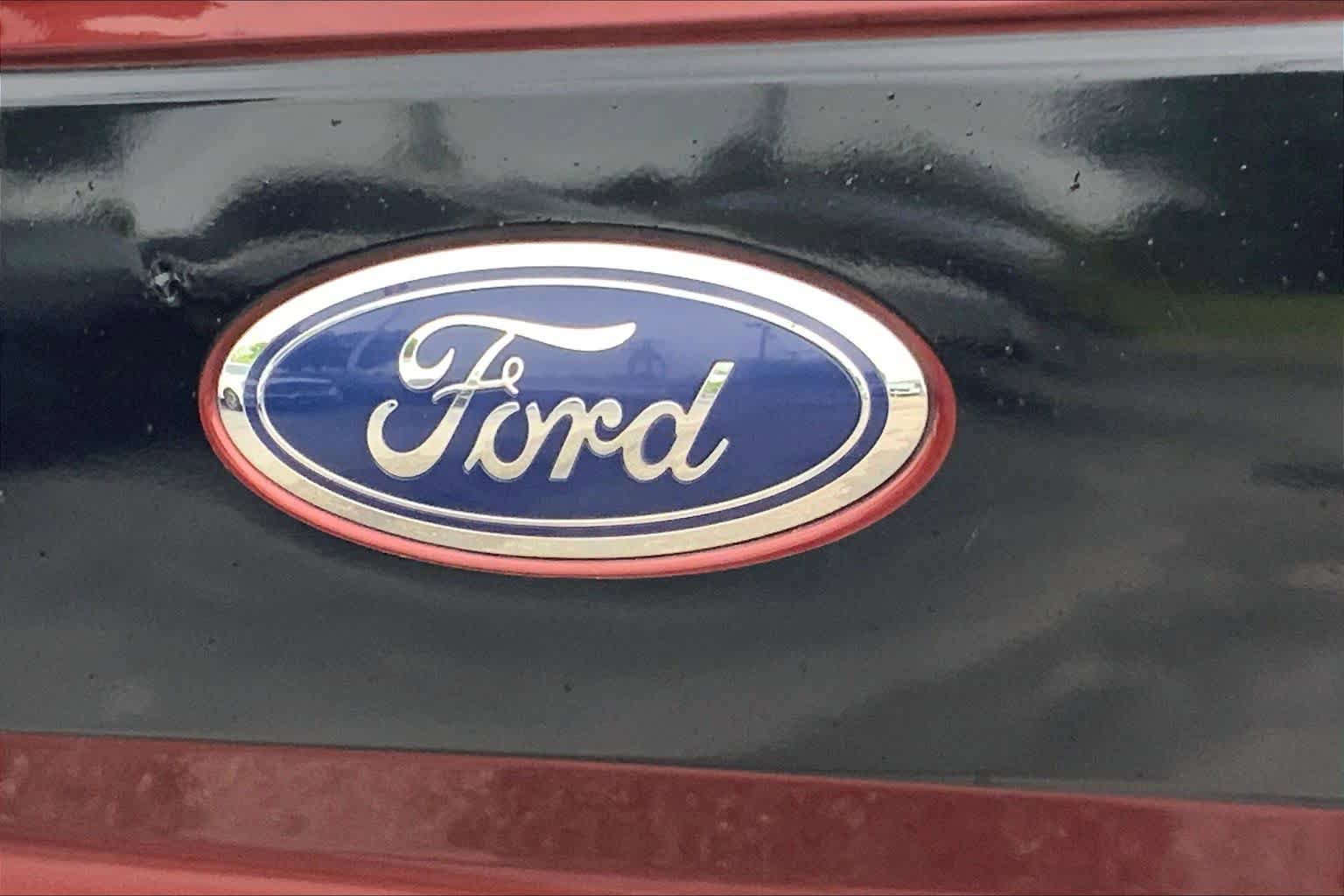 Used 2016 Ford F150 Lariat RWD image 9