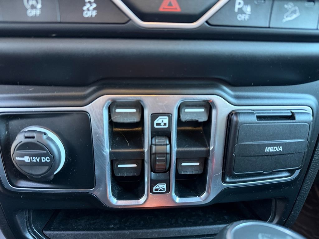 Certified 2020 Jeep Wrangler Unlimited Sport S image 30