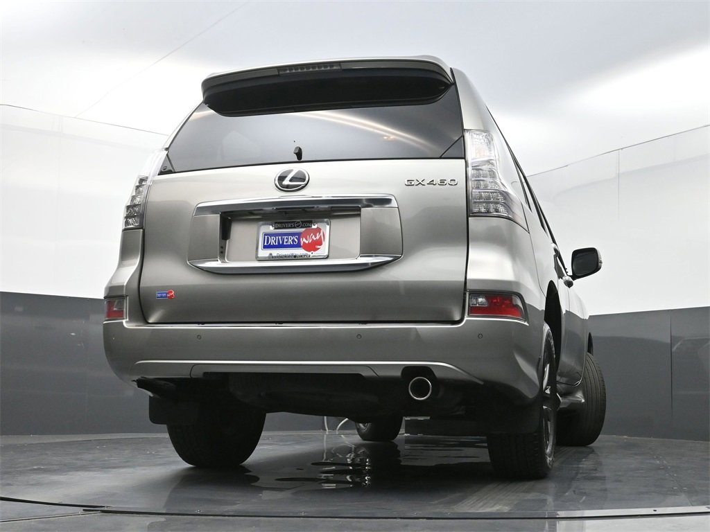 Used 2020 Lexus GX 460 Premium image 32