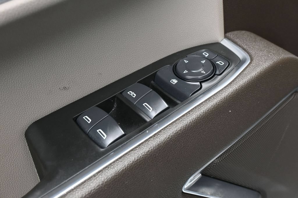 Used 2025 Chevrolet Silverado 1500 LT RWD image 14