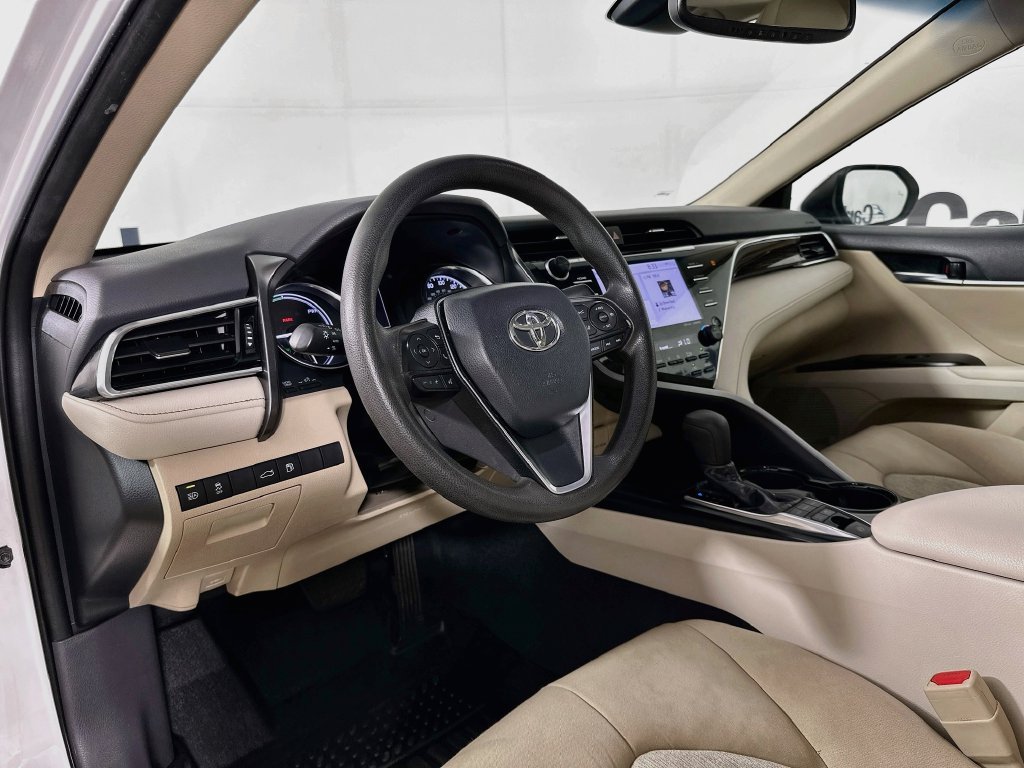 Used 2018 Toyota Camry LE w/ Audio Package FWD image 10