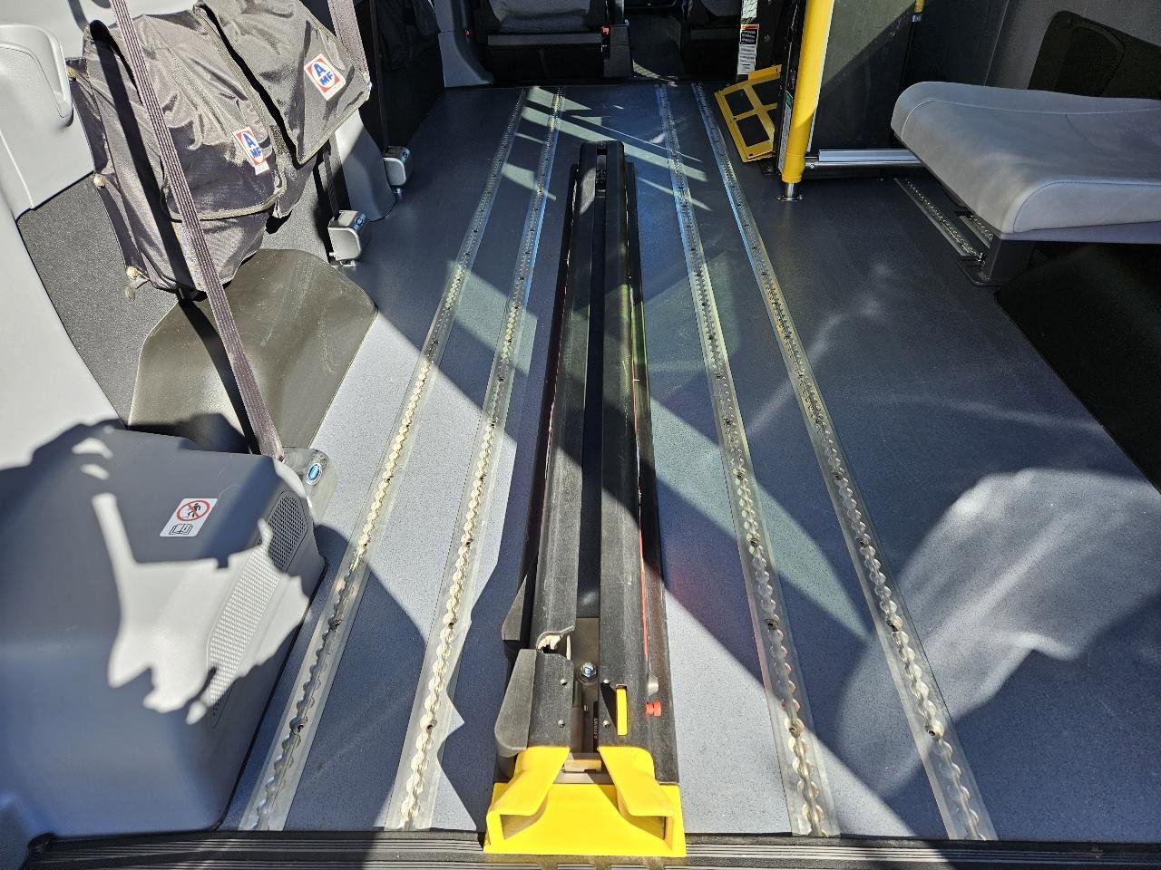 Used 2016 Ford Transit 350 XLT image 46