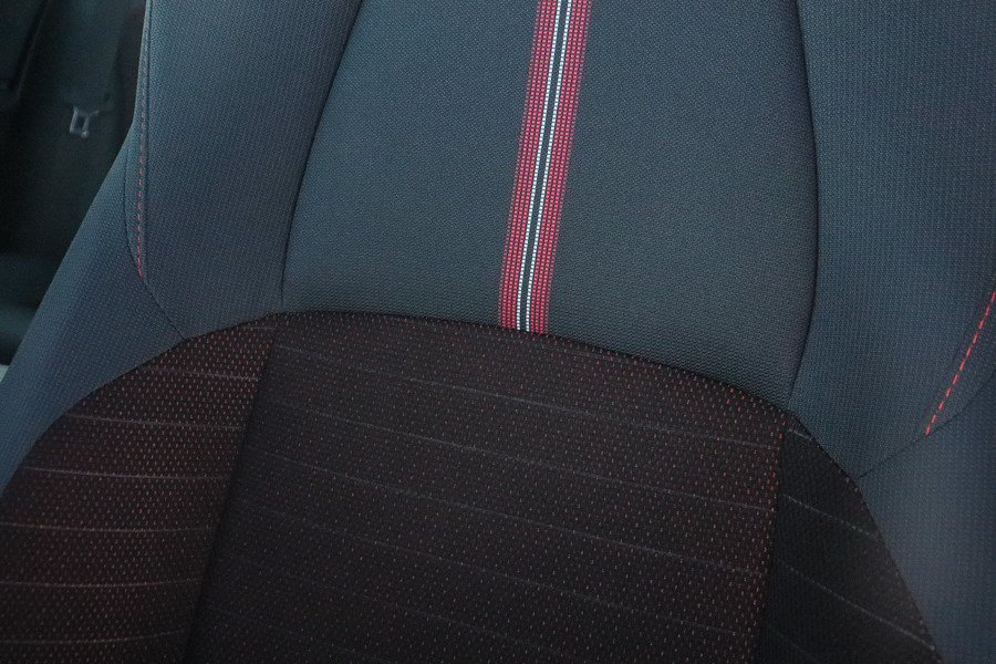 Certified 2025 Toyota Corolla SE w/ SE Premium Package FWD image 27