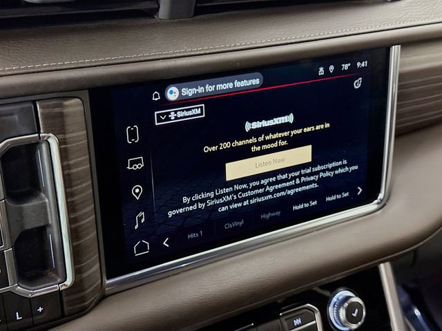 Used 2024 GMC Yukon XL Denali image 16