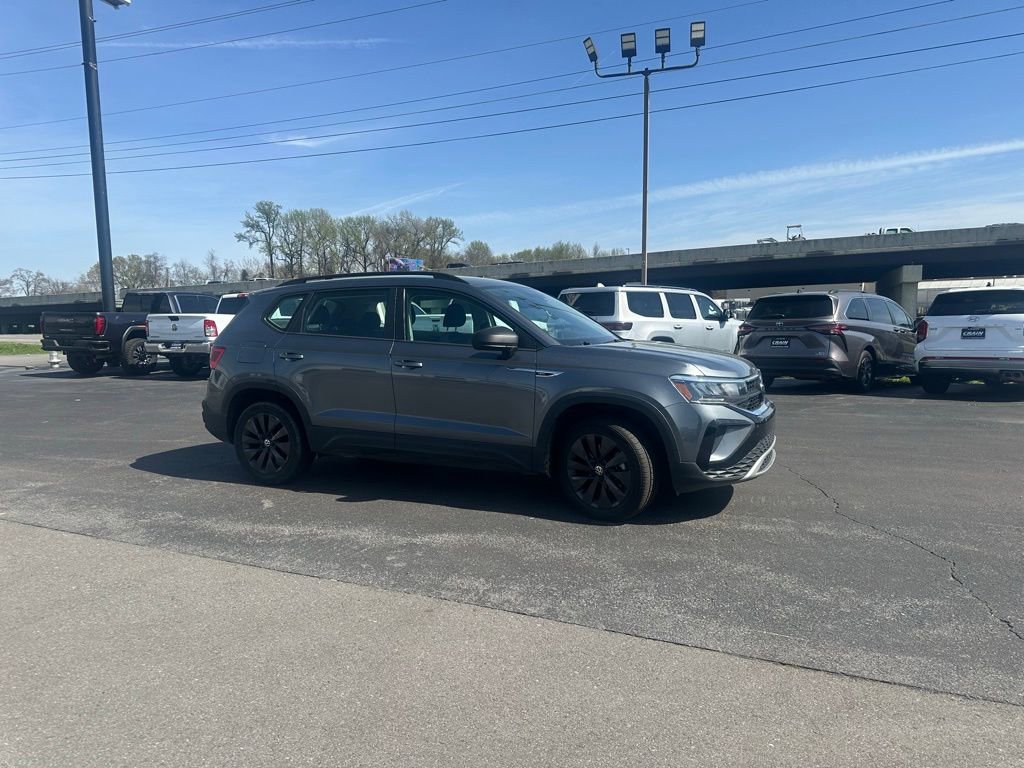 Used 2024 Volkswagen Taos S image 3