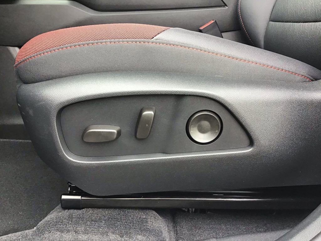 New 2026 Chevrolet Equinox RS image 9