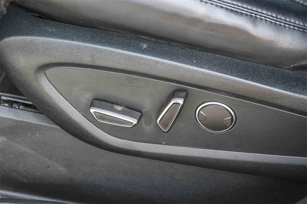 Used 2020 Lincoln Nautilus Reserve w/ Equipment Group 201A image 27