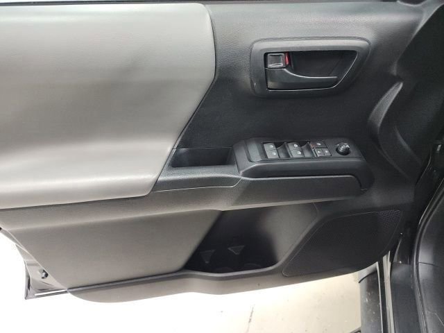 Used 2021 Toyota Tacoma SR w/ SR Convenience Package image 19