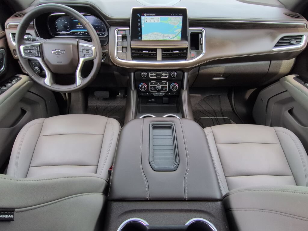 Used 2023 Chevrolet Suburban Z71 w/ Off-Road Capability Package AWD/4WD image 24