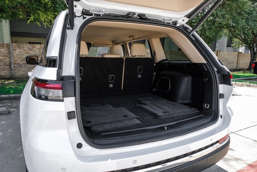 Used 2022 Jeep Grand Cherokee Limited image 64