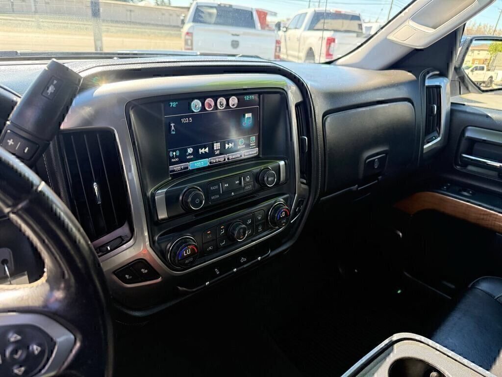 Used 2016 Chevrolet Silverado 1500 LTZ AWD/4WD image 10