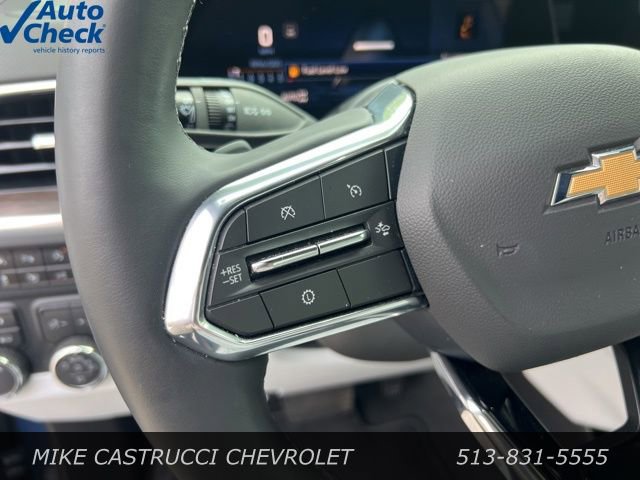 Used 2025 Chevrolet Suburban Premier AWD/4WD image 10