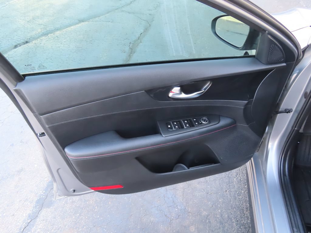 Used 2024 Kia Forte GT FWD image 30