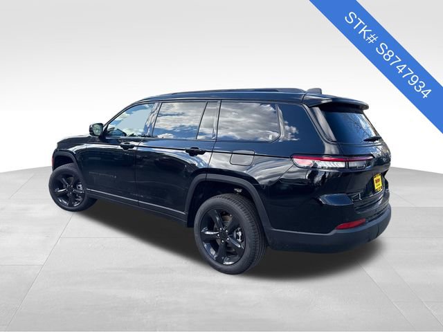 New 2025 Jeep Grand Cherokee L Limited w/ Black Appearance Package image 5