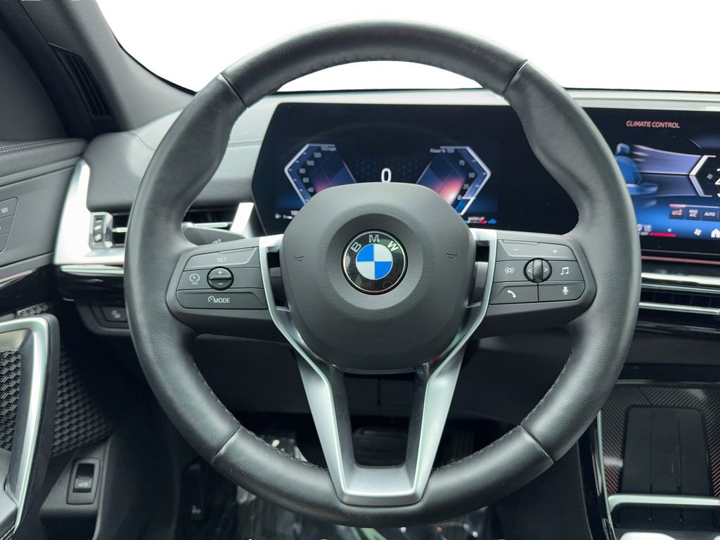 Used 2025 BMW X2 xDrive28i image 23